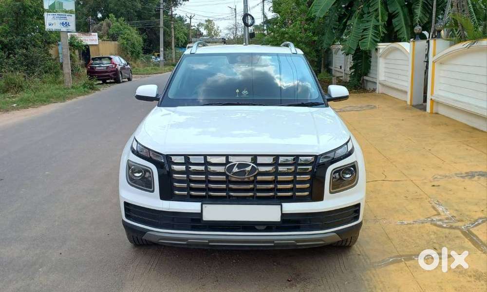 Hyundai Venue 1.0 Sx (o) Turbo Dct, 2024, Petrol