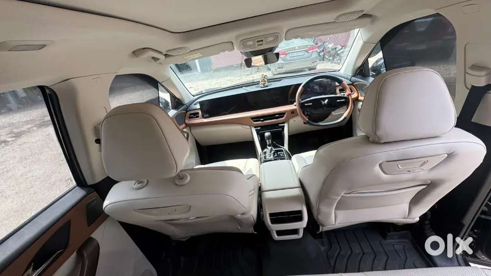 Mahindra Xuv 7xo Petrol 2026
