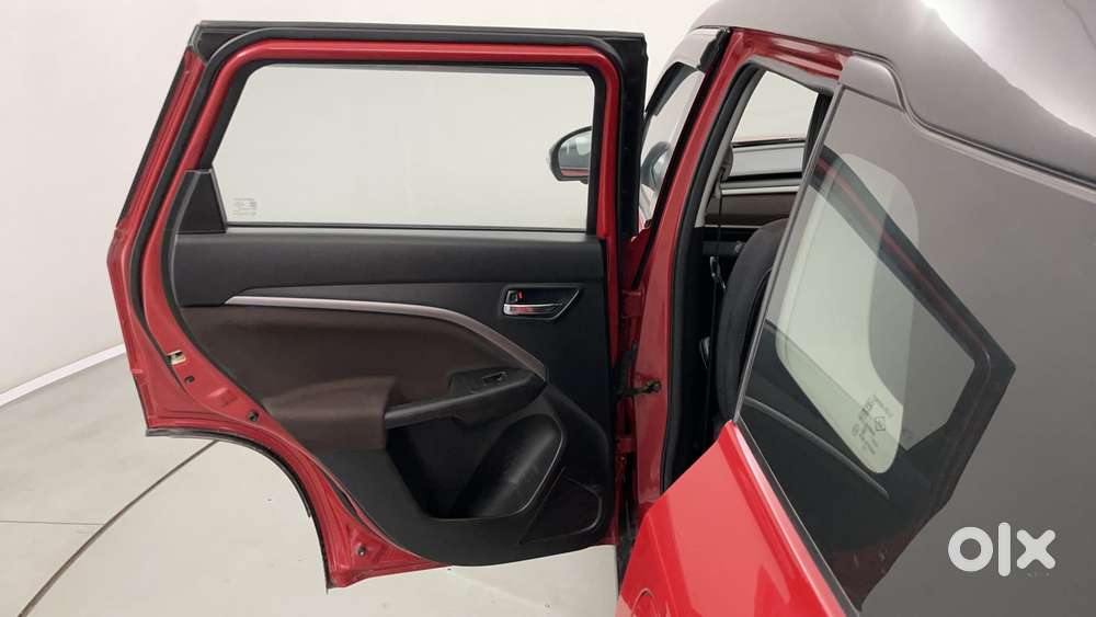 Maruti Suzuki Vitara Brezza 1.5 Zxi Plus At Dual Tone, 2022, Petrol