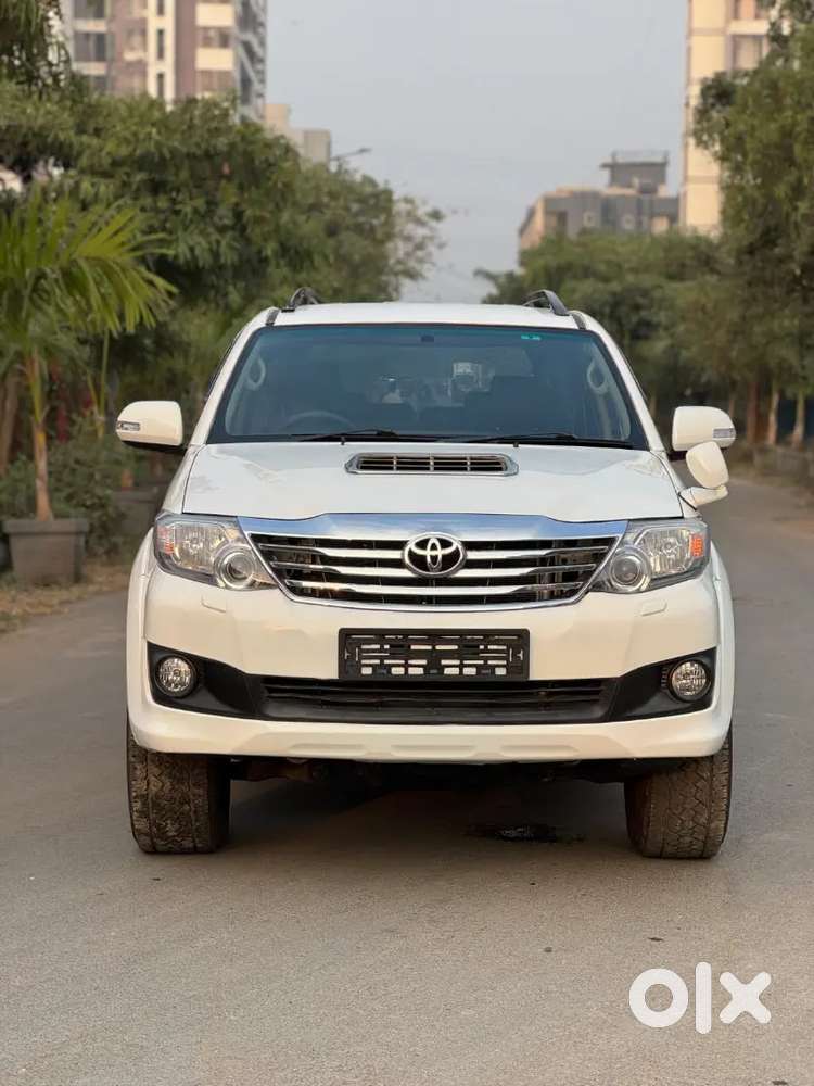 Toyota Fortuner 2015 Diesel Well Maintained