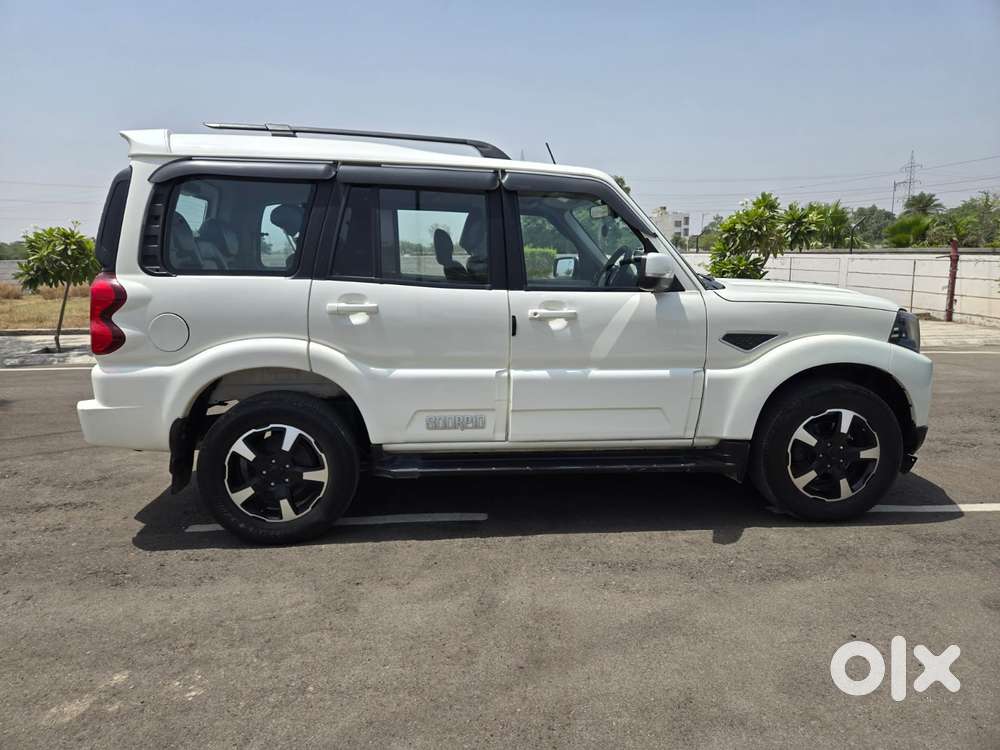 Mahindra Scorpio S11 Mt 7s, 2021, Diesel