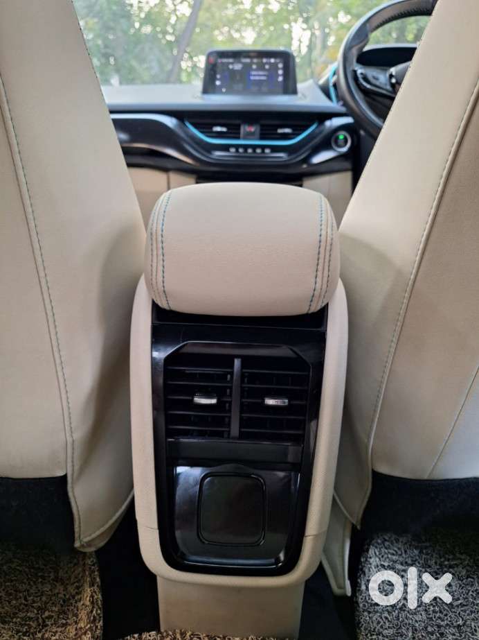 Tata Nexon Ev Max 3.3 Kw Xz Plus Lux, 2023, Electric