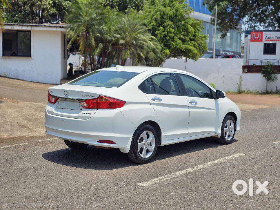 Honda City 1.5 V 4th Gen I-vtec Mt, 2014, Petrol