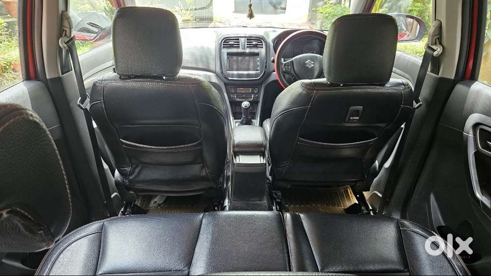 Maruti Suzuki Brezza Zdi+ Dual Tone