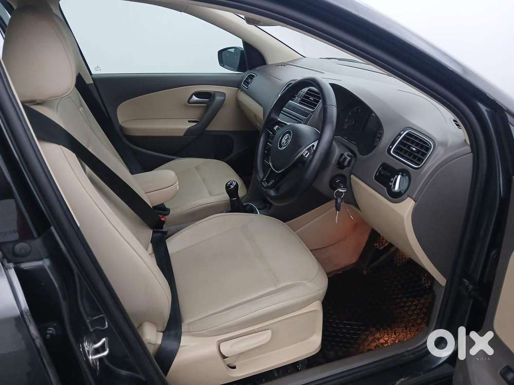 Volkswagen Vento Petrol Highline At, 2022, Petrol