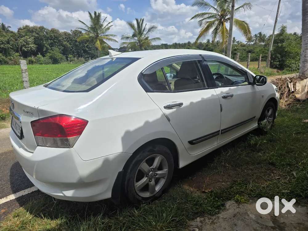 Honda City 2011 With Cng Top End V Model