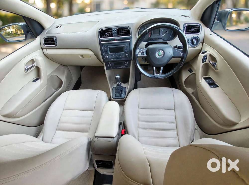 Skoda Rapid 1.6 Mpi At Elegance Plus Black Package, 2015, Petrol