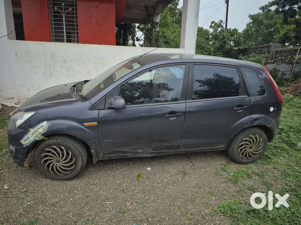 Ford Figo 1.2 Petrol 2011