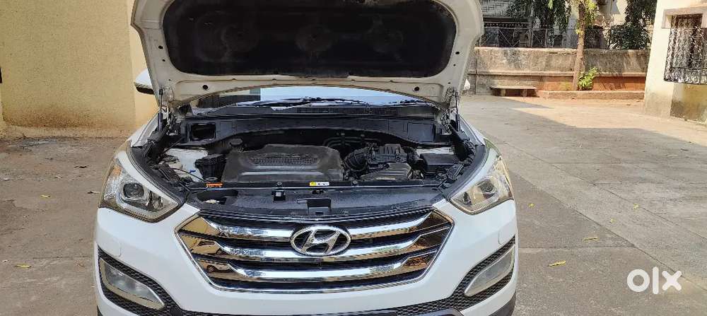 2015 Hyundai Santa Fe 4x2 Automatic Diesel – Single Owner