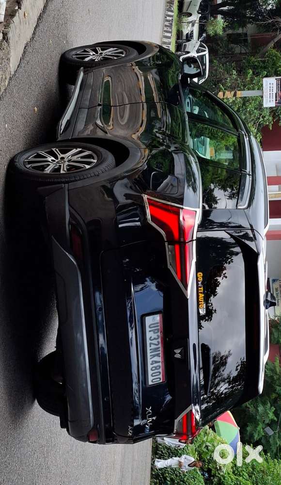 Mahindra Xuv700 2.2 Ax 7 Diesel At Str Awd, 2023, Diesel