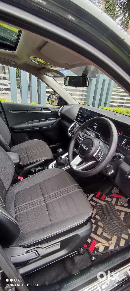 Kia Sonet Htk (o) 24900 Kms