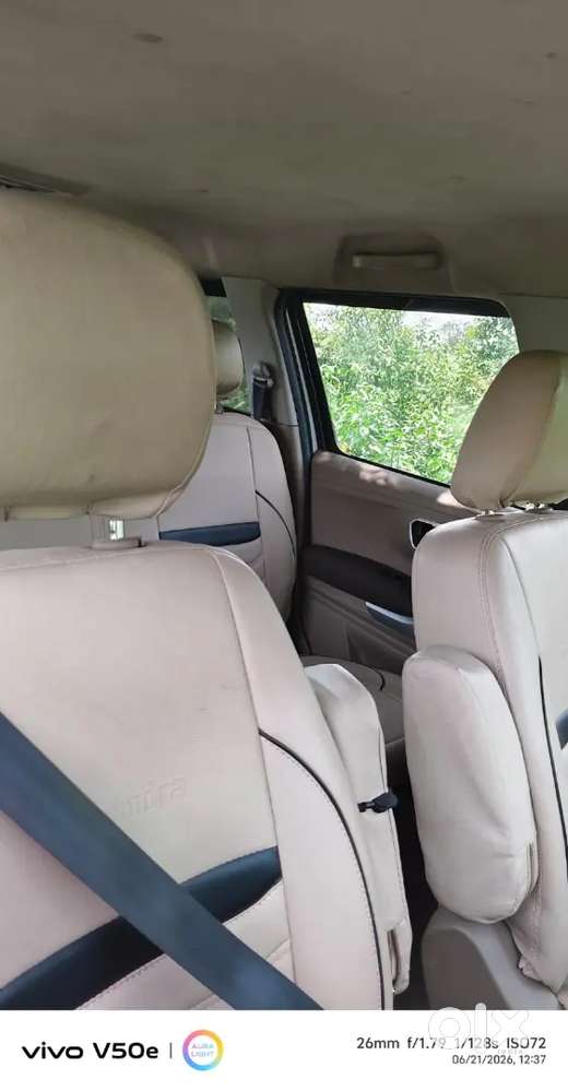 Mahindra Tuv 300 2016