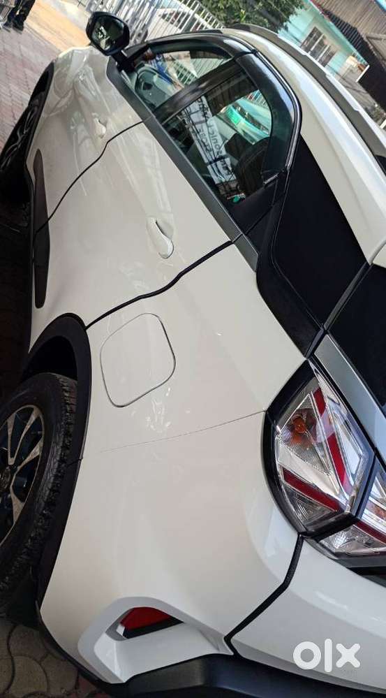 Tata Nexon Amt Xza Plus, 2020, Petrol
