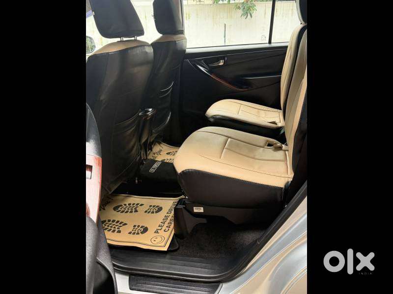 Toyota Innova Crysta 2.4 G Mt 7 Str, 2021, Diesel