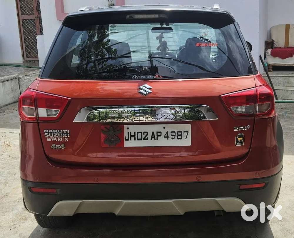 2016 Maruti Suzuki Brezza Zdi+ Dual Tone