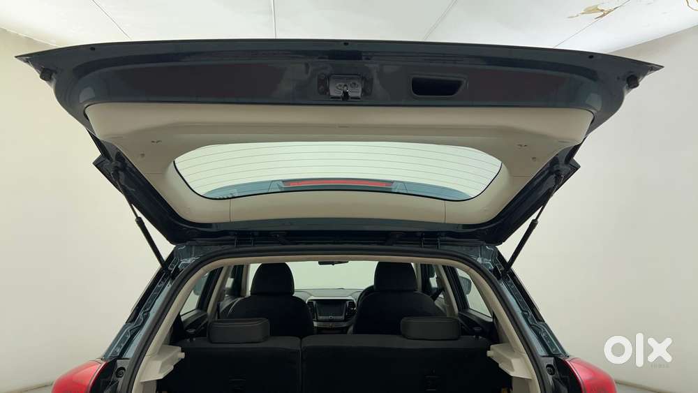 Mahindra Xuv300 W8 Amt Optional Diesel, 2022, Petrol