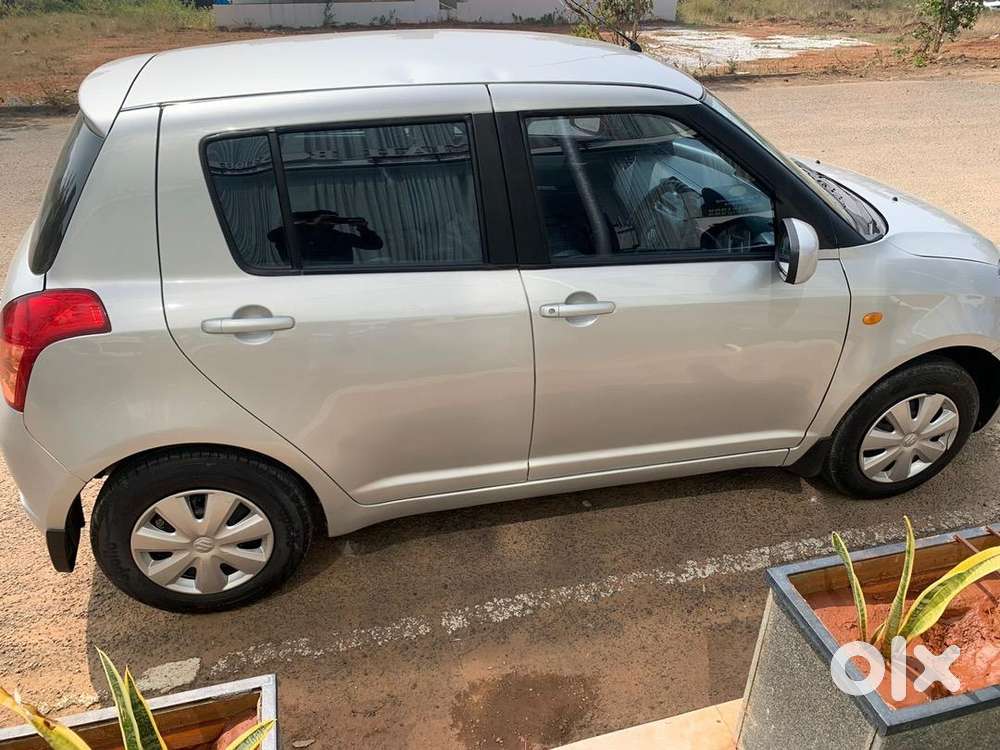 Maruti Suzuki Swift 2010