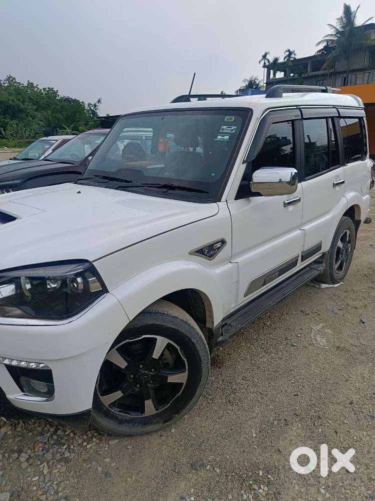 Mahindra Scorpio Classic 2.2 S 11 Mt 7 Str, 2024, Diesel