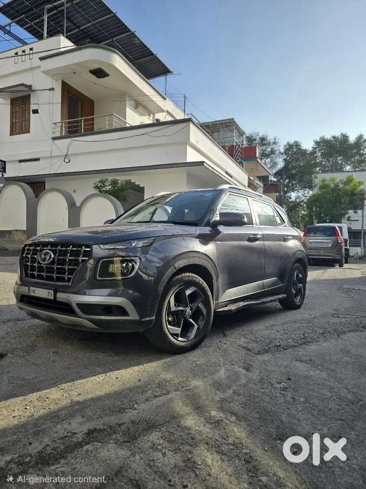 Hundai Venue  Diesel  2019  32000 Km