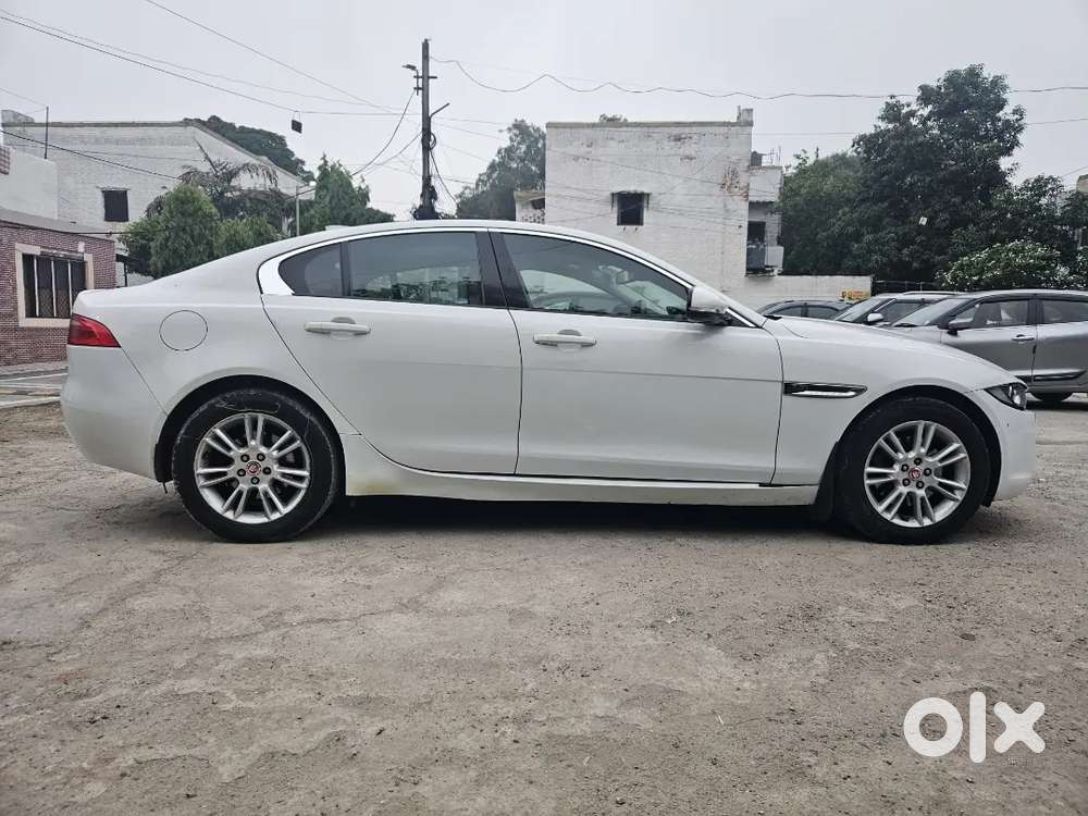 Jaguar Xe 2018