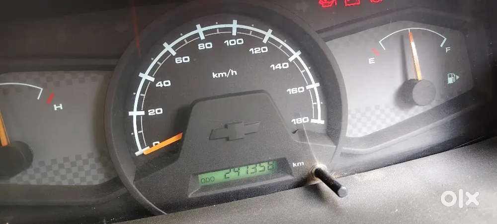 Chevrolet Tavera Neo 2015 ଛାତ୍ର ଇସଃ Very Good କଣ୍ଡିସିଙ୍ଗ ଆନ୍ଦ Very New