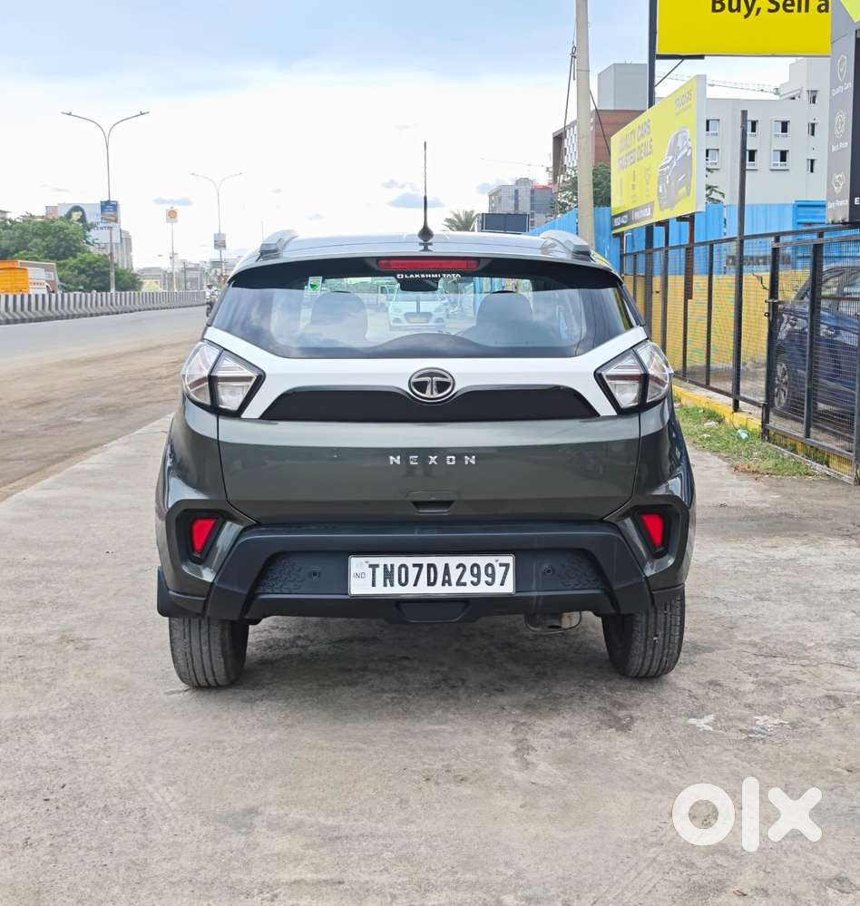 Tata Nexon 1.2 Revotron Xma Amt (s), 2022, Petrol