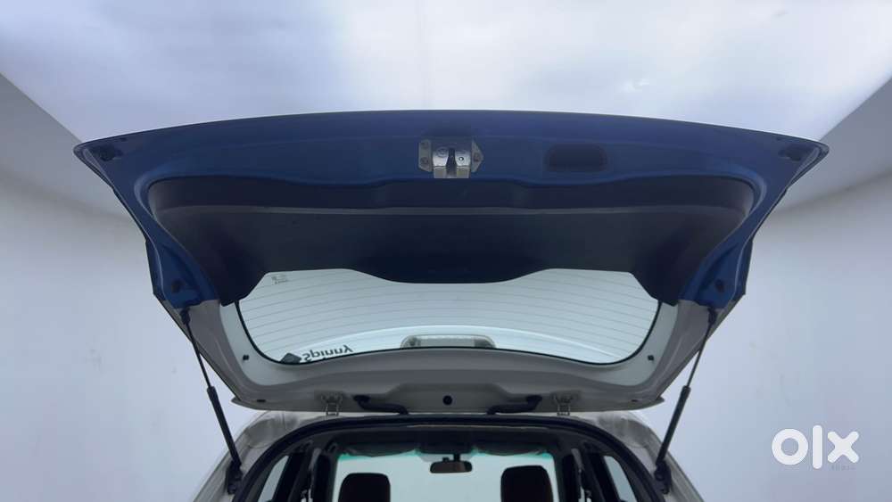 Maruti Suzuki Vitara Brezza Zdi+ Dual Tone Mt, 2017, Diesel