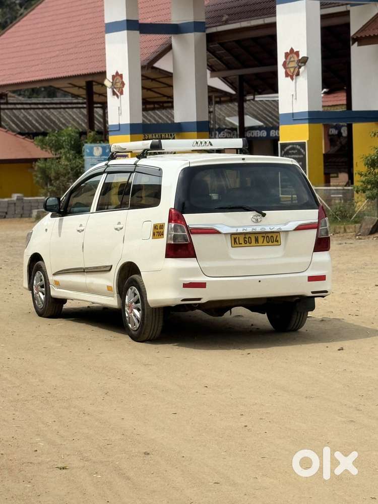 Toyota Innova 2.5 Gx 8 Str Bs-iii, 2012, Diesel