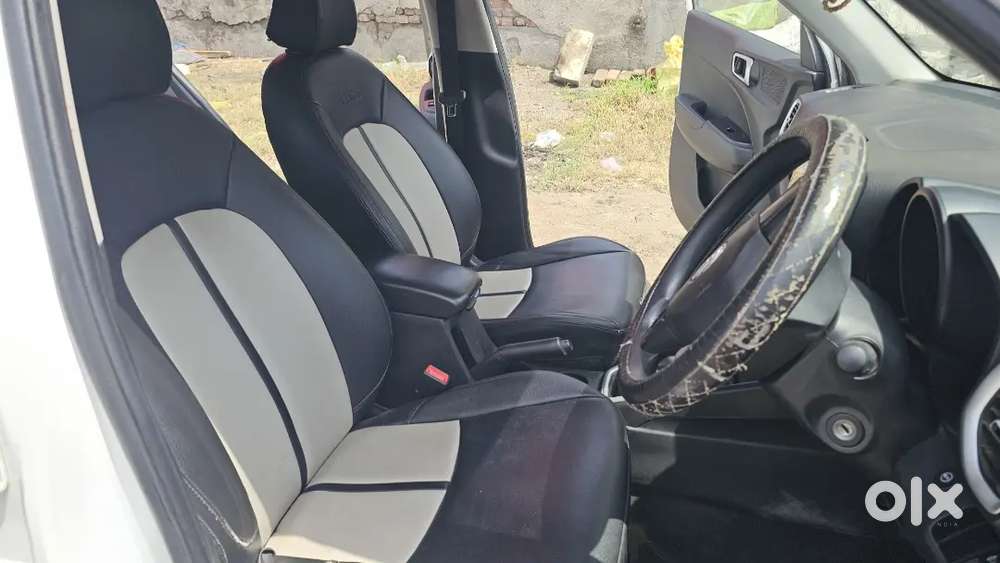 Hyundai Venue 2022 Cng & Hybrids 75000 Km Driven