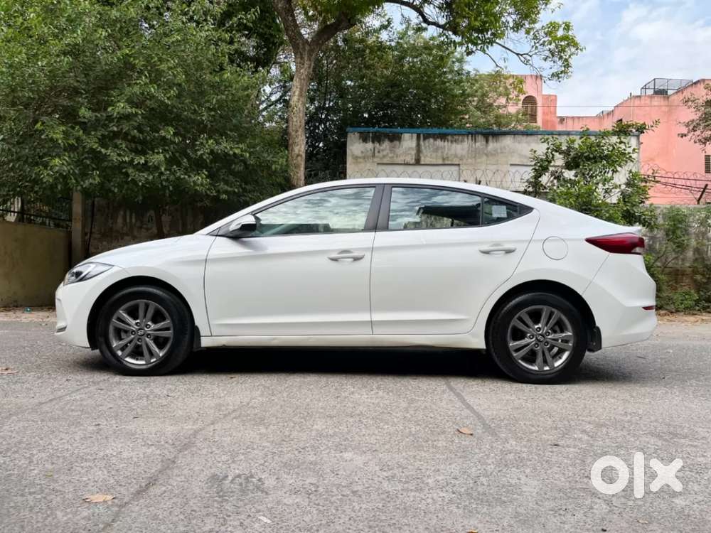 Hyundai Elantra 2.0 S, 2019, Petrol