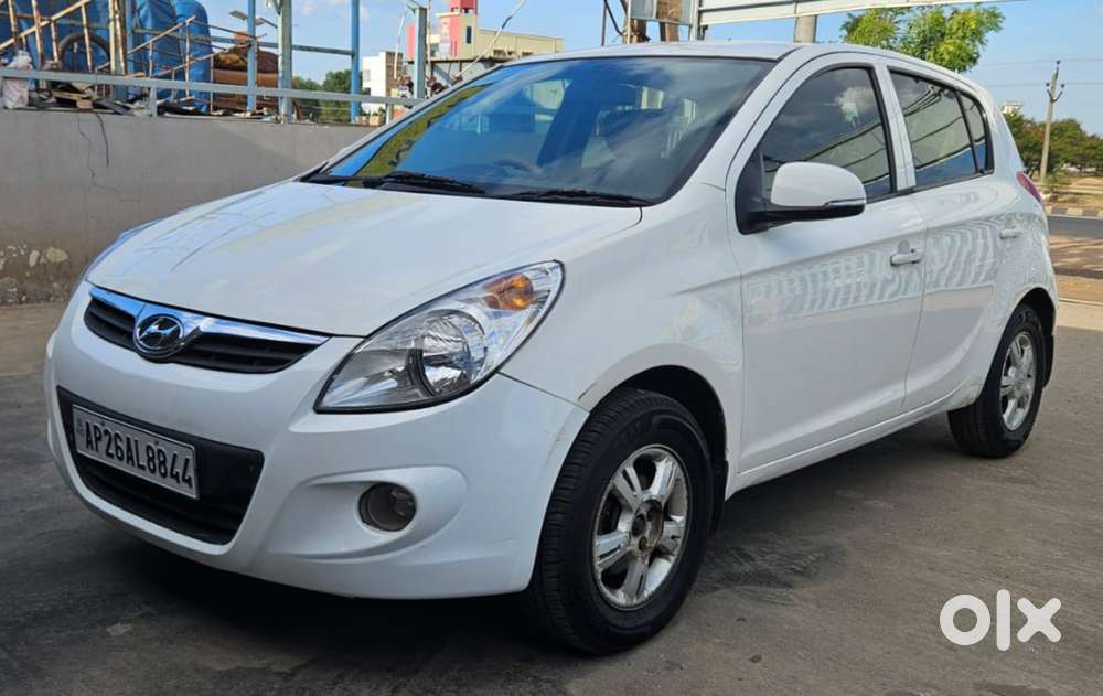 Hyundai I20 1.4 Asta (o) Crdi, 2014, Diesel