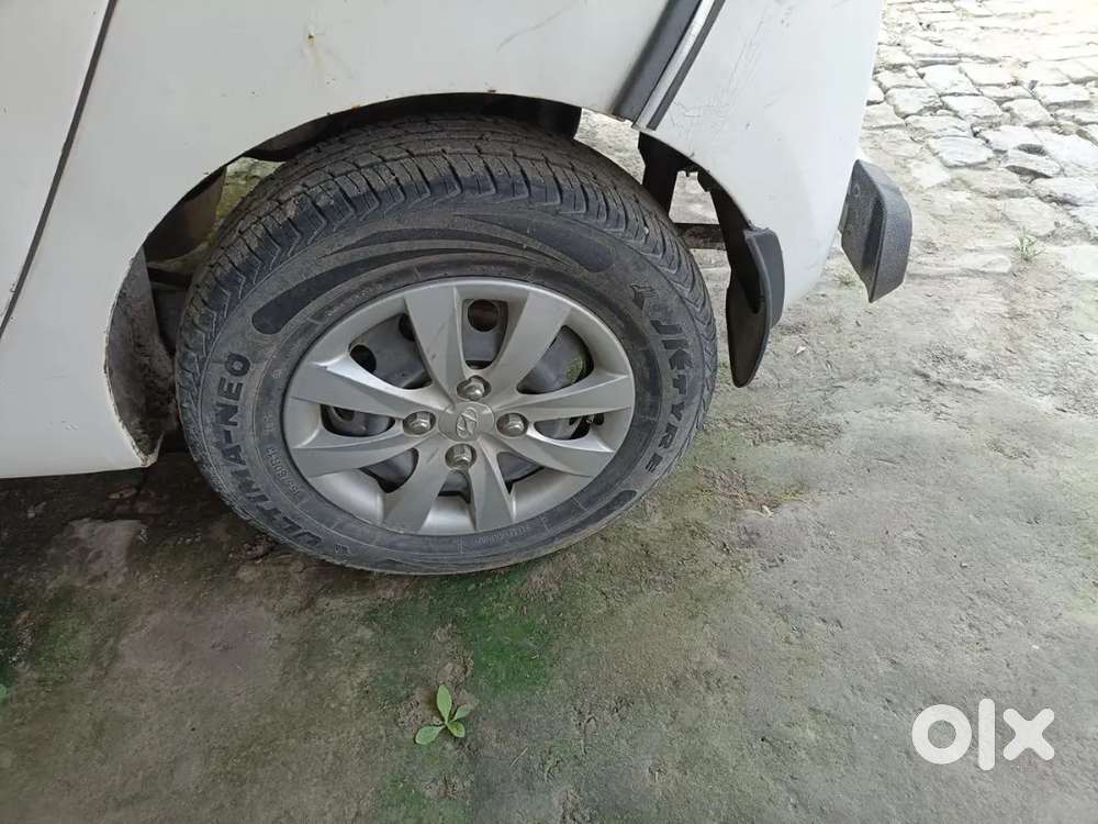 Hyundai Eon 2012 Model