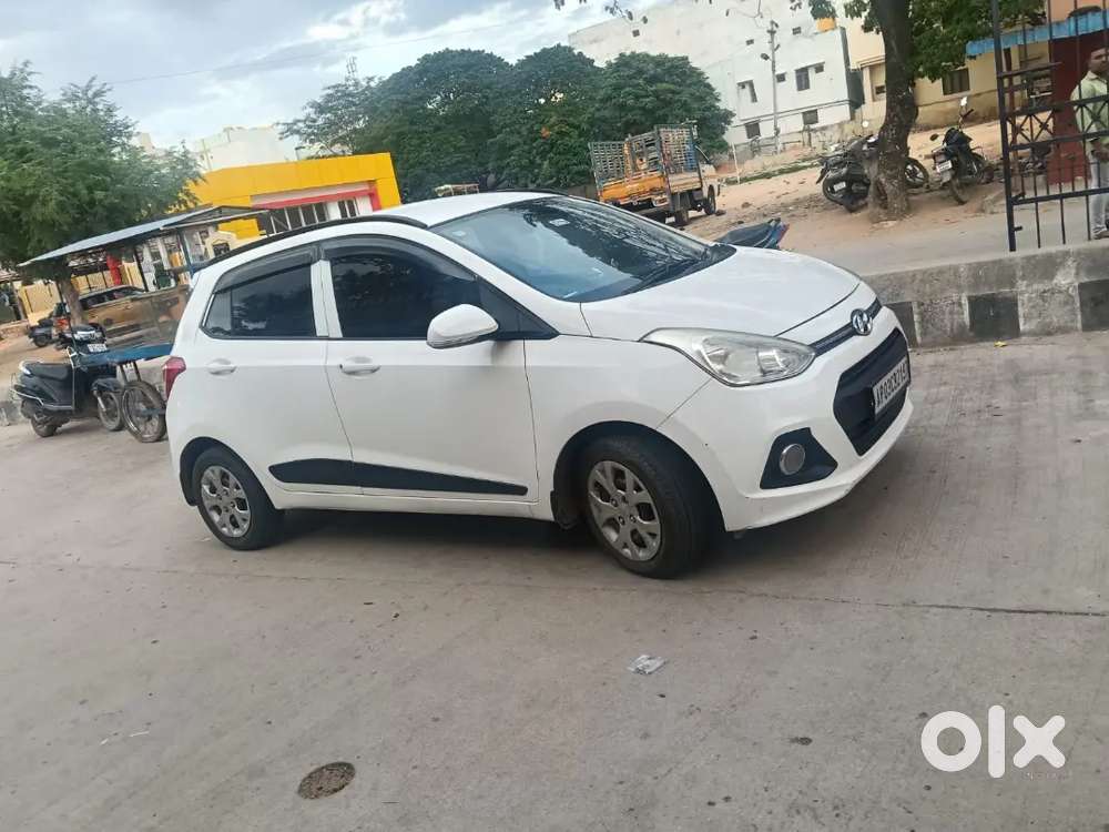 Hyundai Grand I10 Sportz 2016
