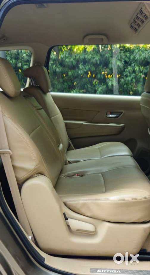 Maruti Suzuki Ertiga 2022-2023 Vxi Cng, 2021, Petrol