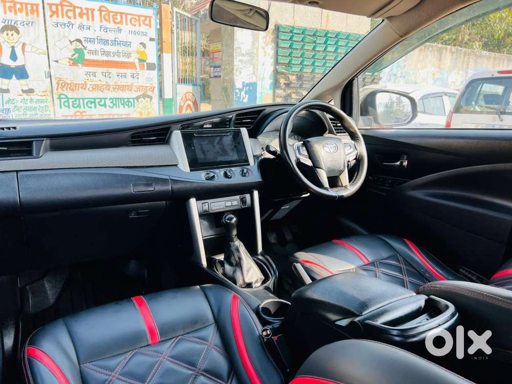Toyota Innova Crysta 2.7 Gx Mt 8s, 2019, Diesel
