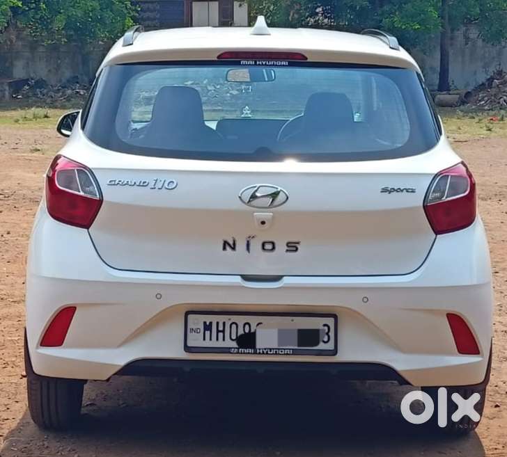 Hyundai Grand I10 Nios Sportz 1.2 At, 2022, Petrol