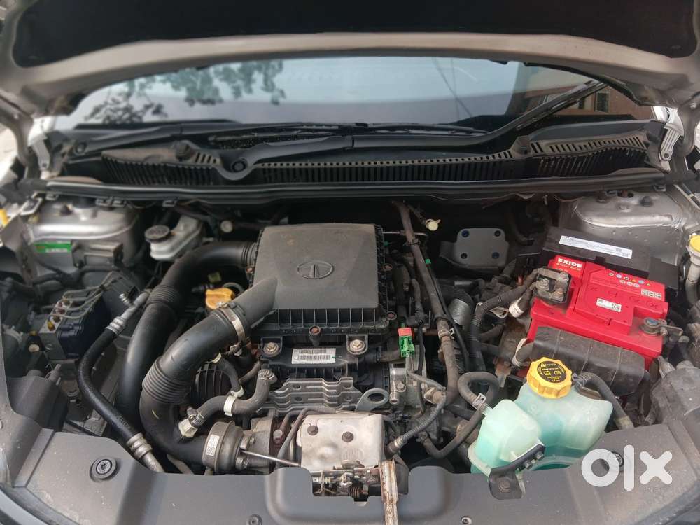 Tata Nexon 1.2 Revotron Xza Plus, 2019, Petrol