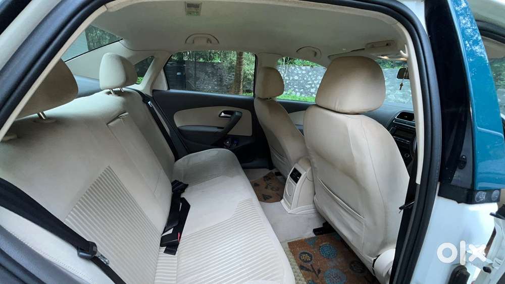Volkswagen Vento Petrol Manual 2011