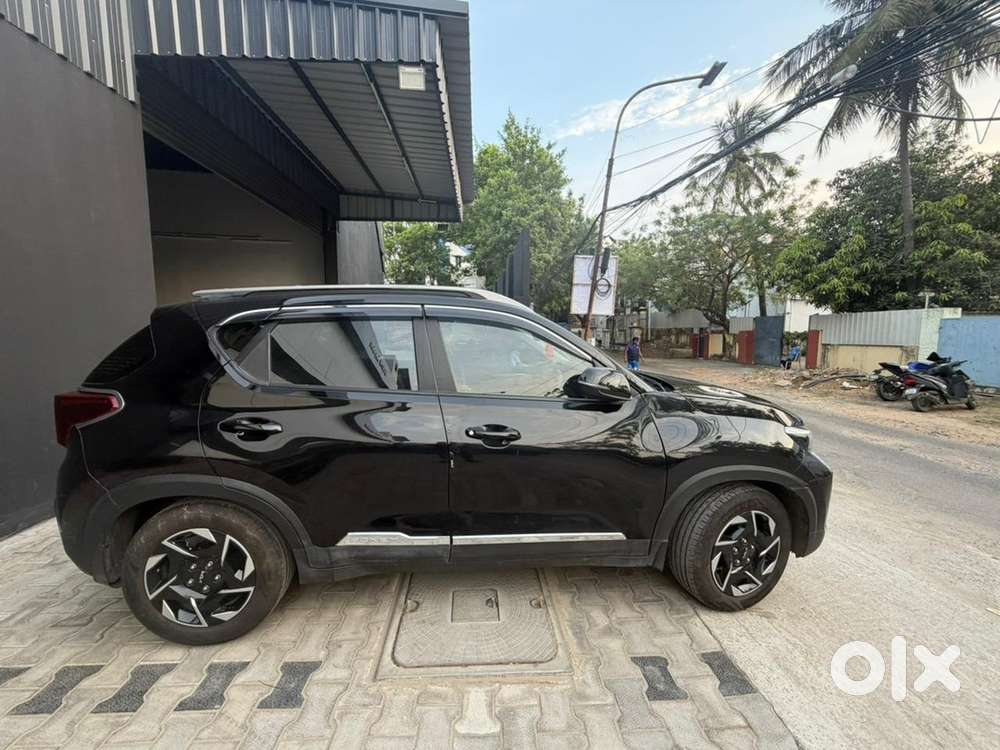 Kia Sonet 2024 Petrol 16000 Km Driven