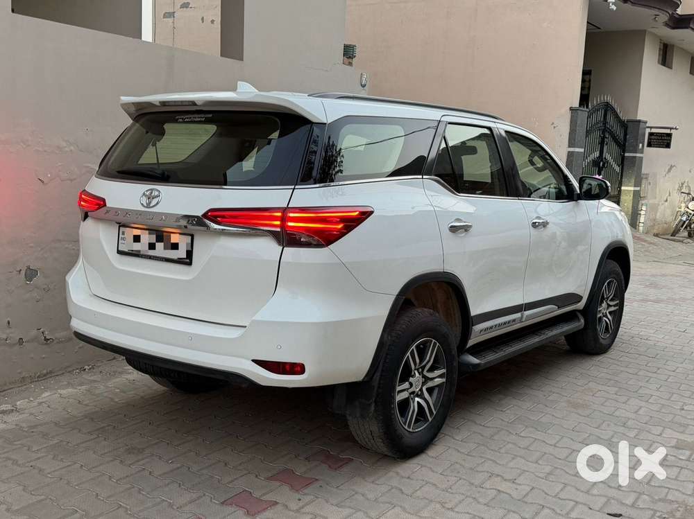 Toyota Fortuner 4x2 At 2.8 Diesel, 2020, Diesel