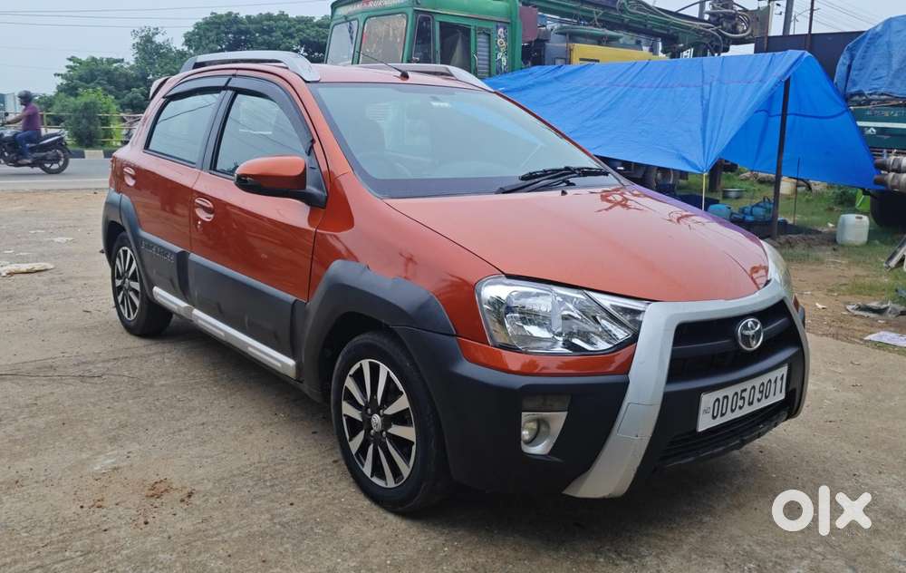 Toyota Etios Cross 1.2l G, 2015, Petrol