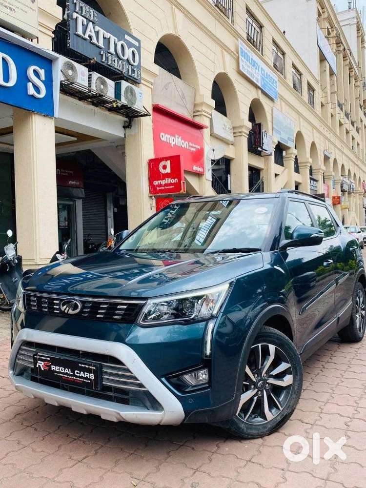 Mahindra Xuv300 1.2 W8 (o) Amt Petrol, 2021, Petrol