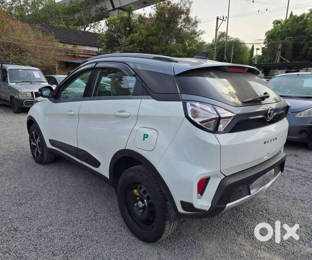 Tata Nexon Xz Plus Luxs, 2023, Petrol
