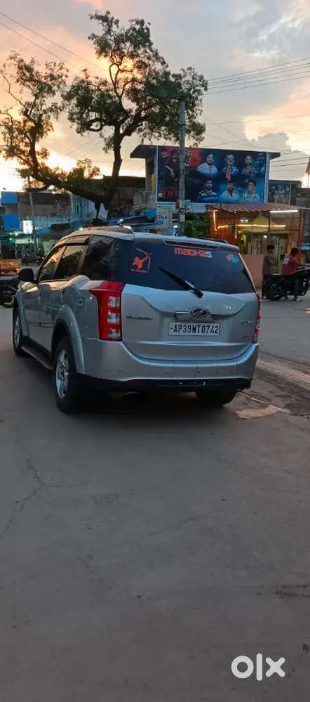 Mahindra Xuv500 2014 Diesel 93500 Km Driven