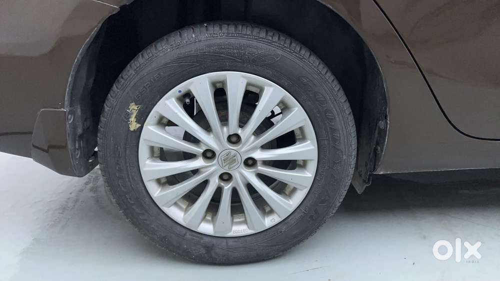 Maruti Suzuki Ciaz 2014-2017 At Zxi, 2015, Petrol