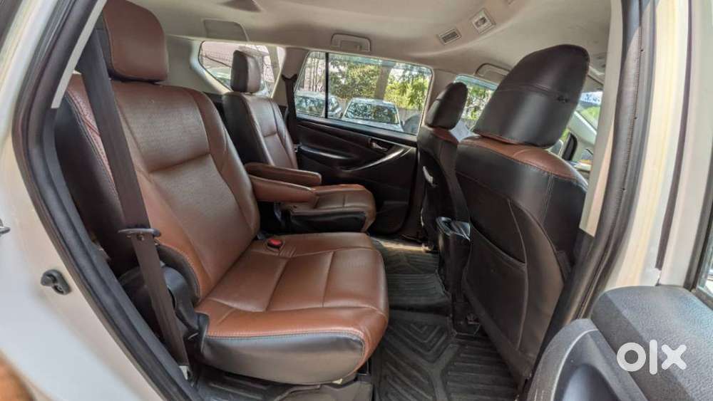 Toyota Innova Crysta [2020-ongoing] 2.7 Gx Mt 7 Str, 2023, Diesel