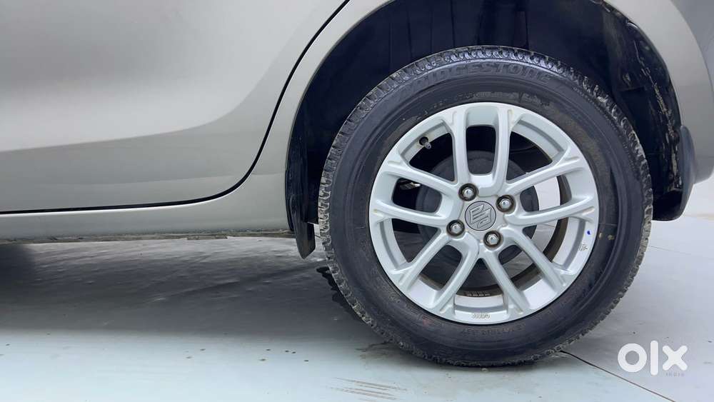 Maruti Suzuki Swift 1.3 Zxi, 2024, Petrol