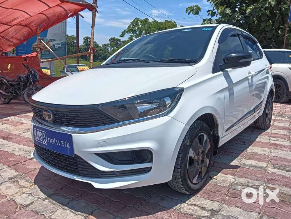 Tata Tiago 1.2 Revotron Xt (o), 2025, Petrol