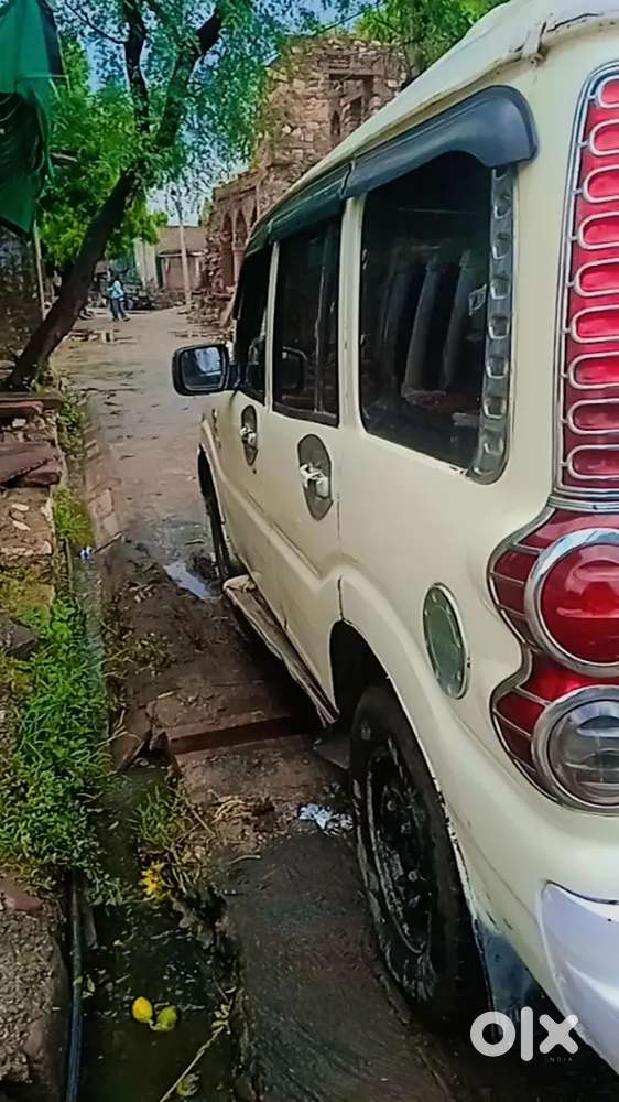 Mahindra Scorpio 2010 Push Button Start