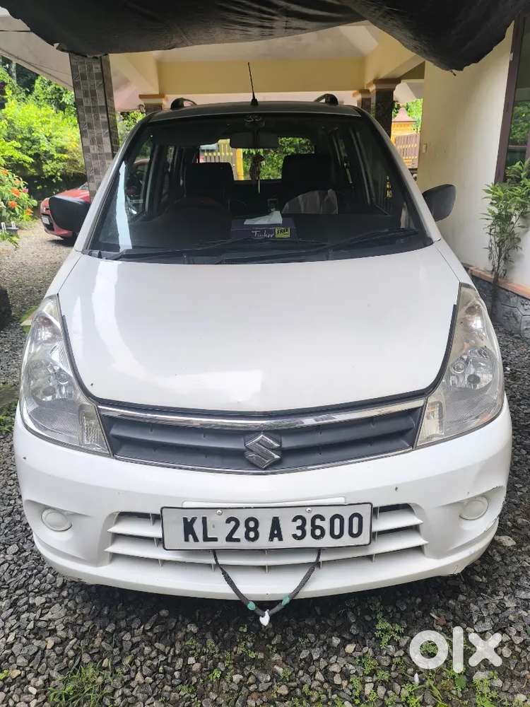 Well-maintained Maruti Suzuki Zen Estilo 2011 For Sale!
